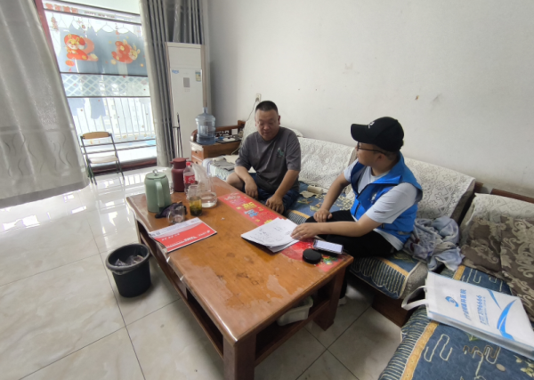 悦来网 铁肩担责织密网 情系老弱暖万家